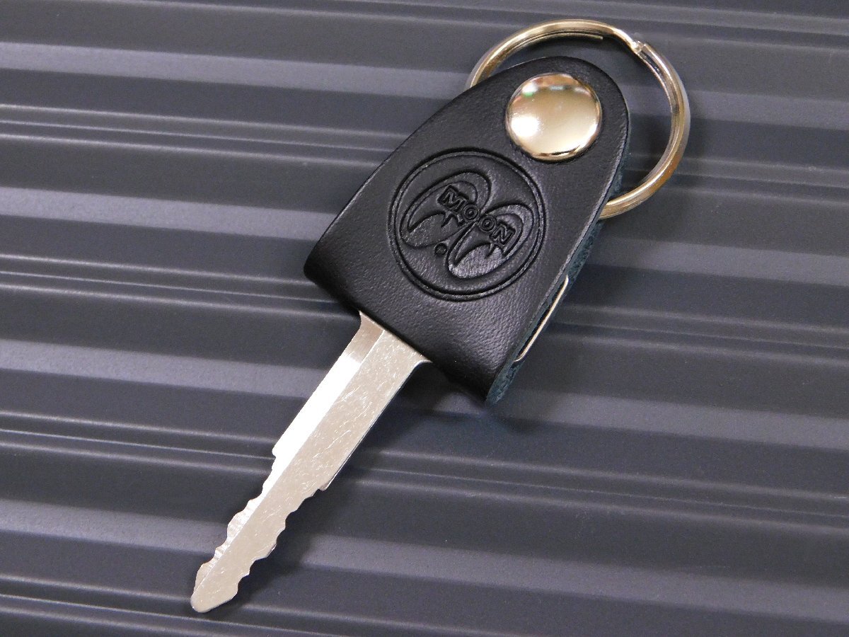 ◆送料\140◆【MOONEYES・ムーンアイズ】※《レザーキーキャップ / ブラック》 MGC199BK キーホルダー キーリング 革拍卖