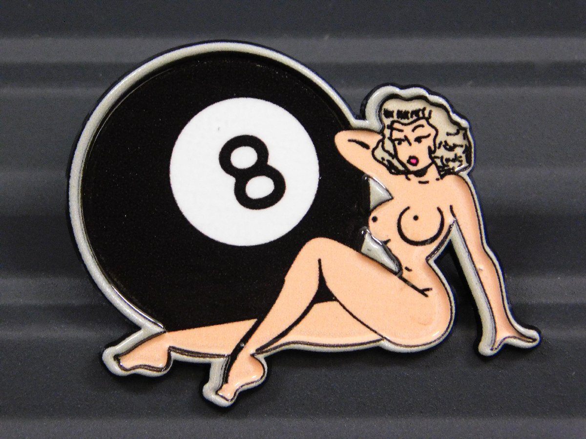 【ピンバッジ・ピンズ】※《ピンナップガール / 8 BALL》 美女 アメリカン雑貨拍卖