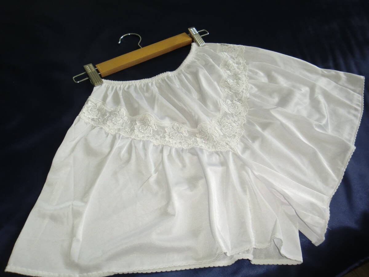 ♪美品 ワコール系 ラバブル 豪華立体透け刺しゅうレース 光沢 艶 つるつる生地 高級 おとな フレアパンツ♪拍卖