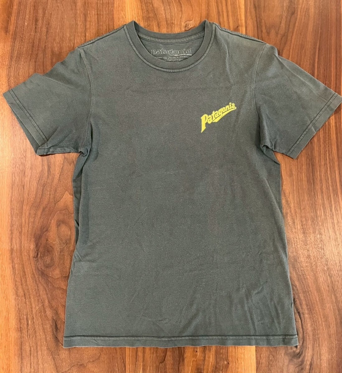 アメリカ製 Patagoniaパタゴニア 北斎Tシャツ XS オーガニックコットン オリーブ拍卖