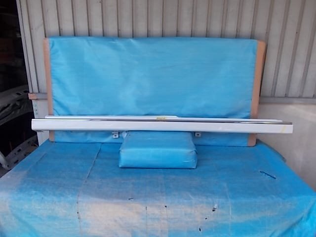 ステップワゴン スパーダ RP6 / RP7 / RP8 左 サイドステップ№KE50626拍卖