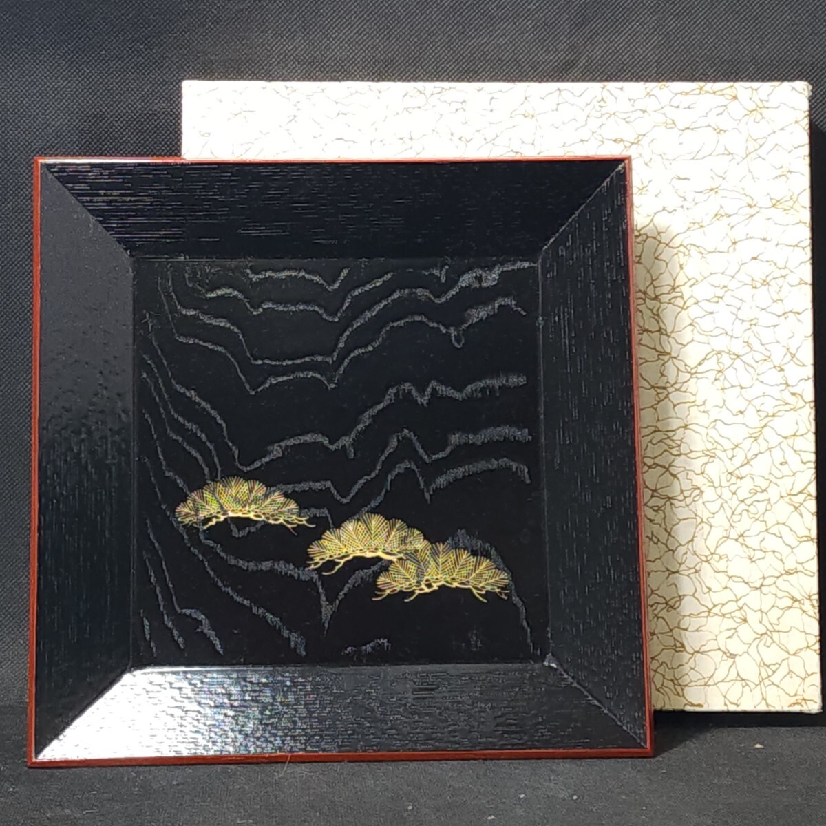 老松 四方盆 天然木製 未使用箱入 /四方皿/角皿/食器/漆器/拍卖