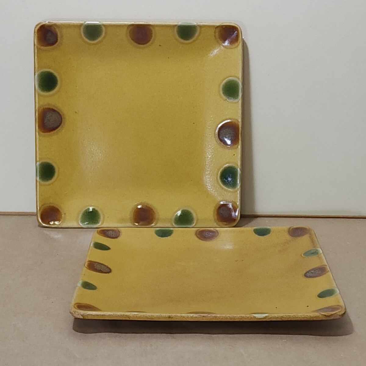 水玉 角盛皿 ペア 中古 /中皿/角皿/食器/陶磁器/拍卖