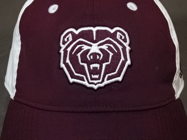 激レア USA購入【adidas】製 USカレッジ ミズーリ州立大学 ベアーズ 【Missouri State Bears】 ロゴ刺繍入り キャップ 中古良品拍卖