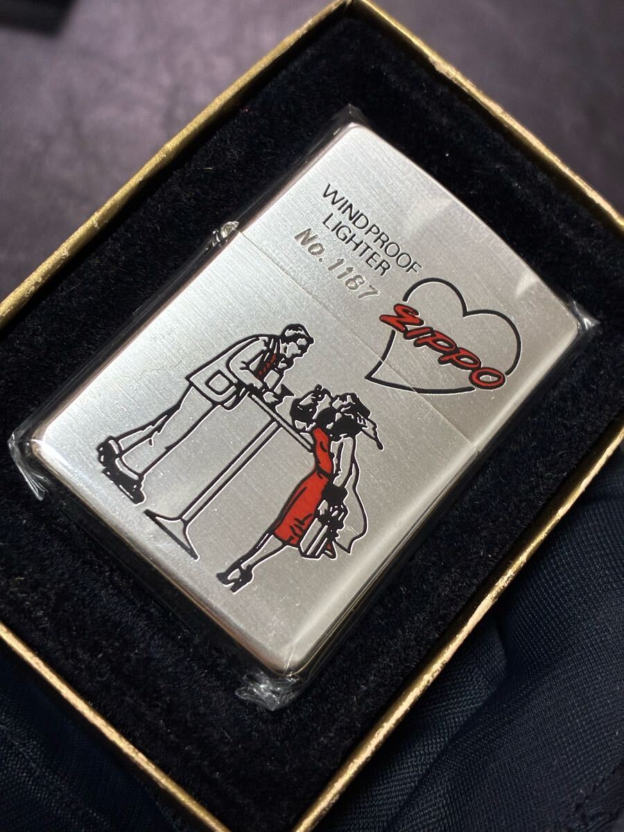 zippo ウィンディ 限定品 前面加工 ヴィンテージ 1996年製 WINDY シリアルナンバー NO.1187 シルバーインナー 1996年製 ケース 保証書付き拍卖