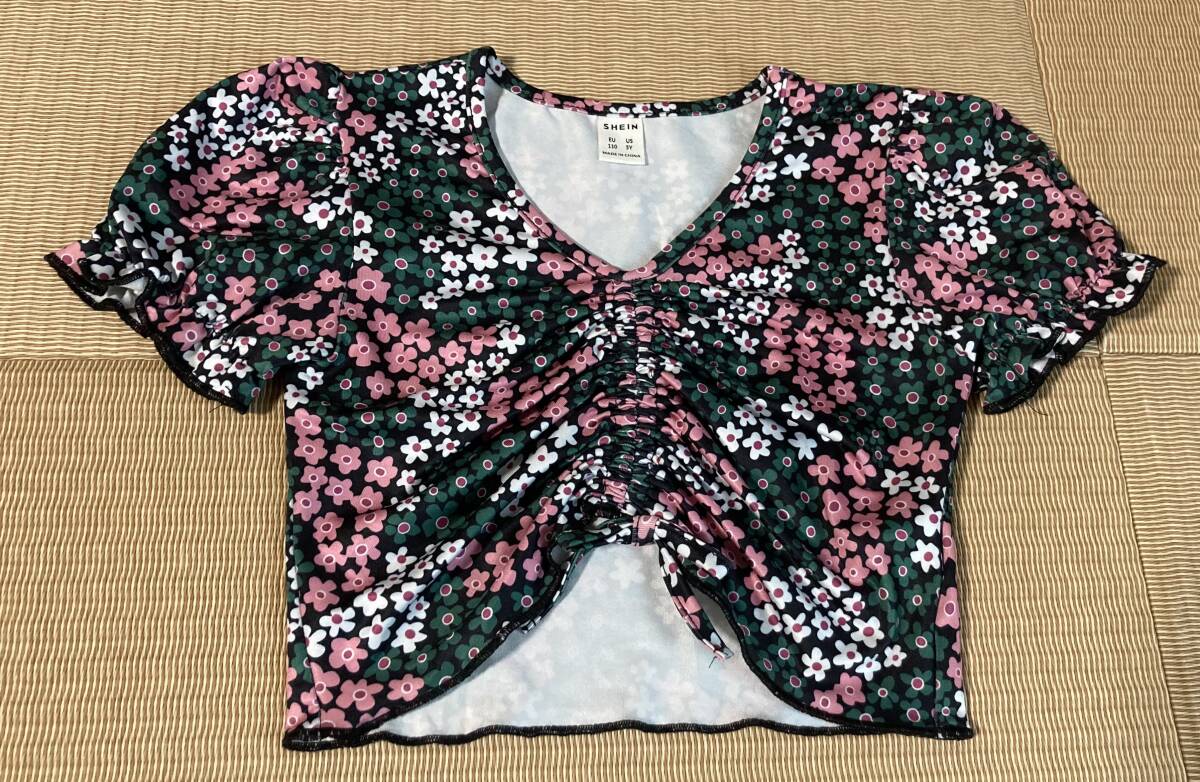 シーン SHEIN 水着 水遊び ラッシュガード シャツ 子供 キッズ ベビー 女の子 サイズ110 5Y 花柄拍卖