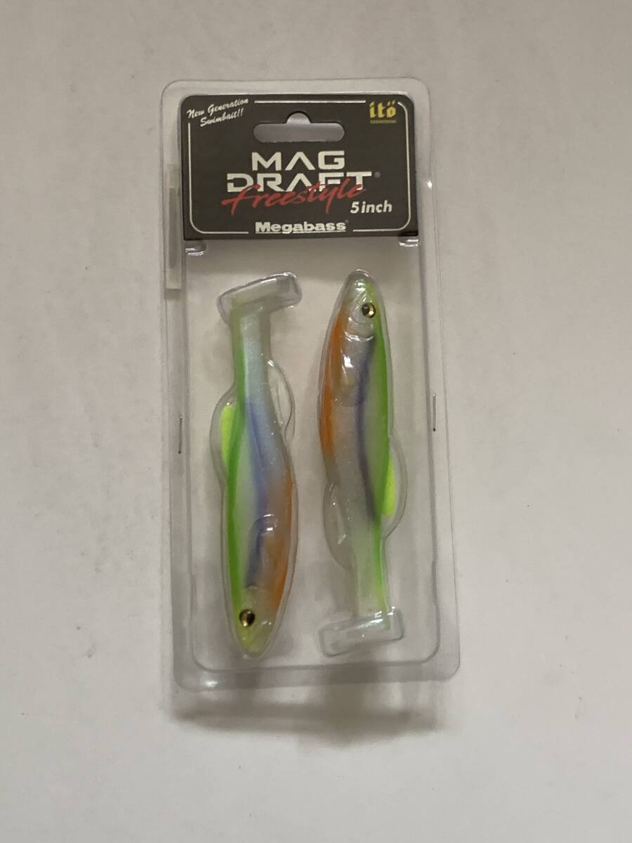 メガバス【マグドラフト フリースタイル 5inch CHART BACK SHAD】70602拍卖