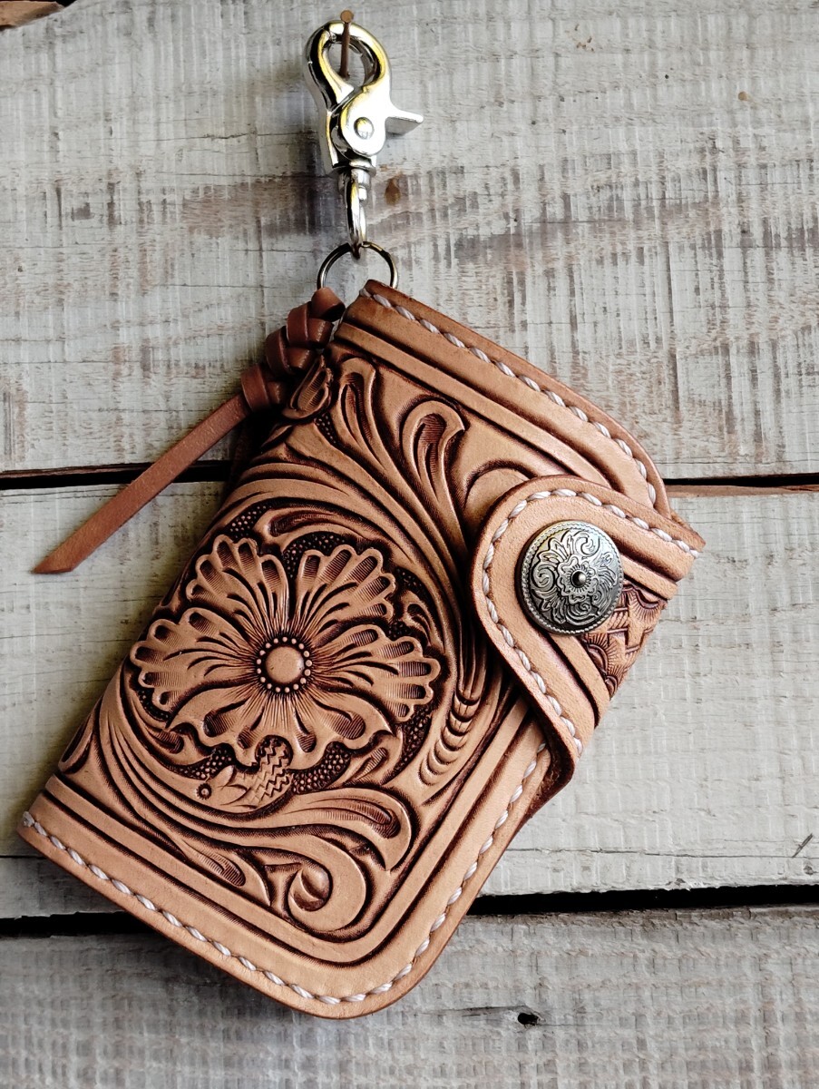 ハンドメイド サドルレザーカービングミニウォレット27拍卖