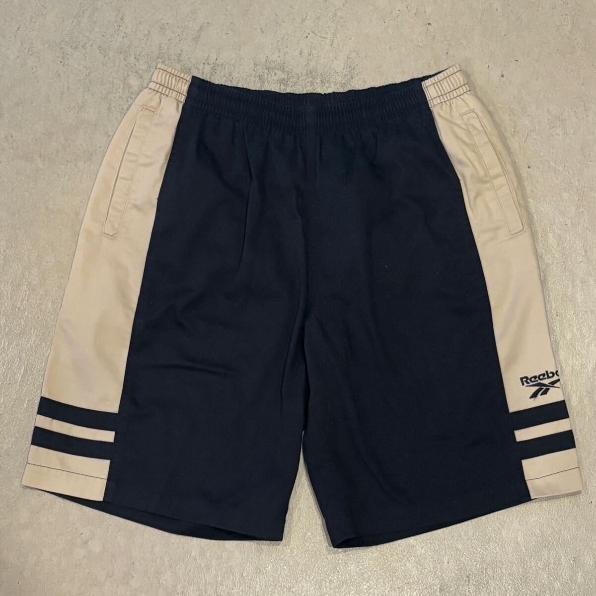 【90s】00s Reebok リーボック イージーショーツ ハーフパンツ 短パン メンズ L 黒/BLACK ロゴ 刺繍 スポーツ コットン vintage 古着 正規拍卖