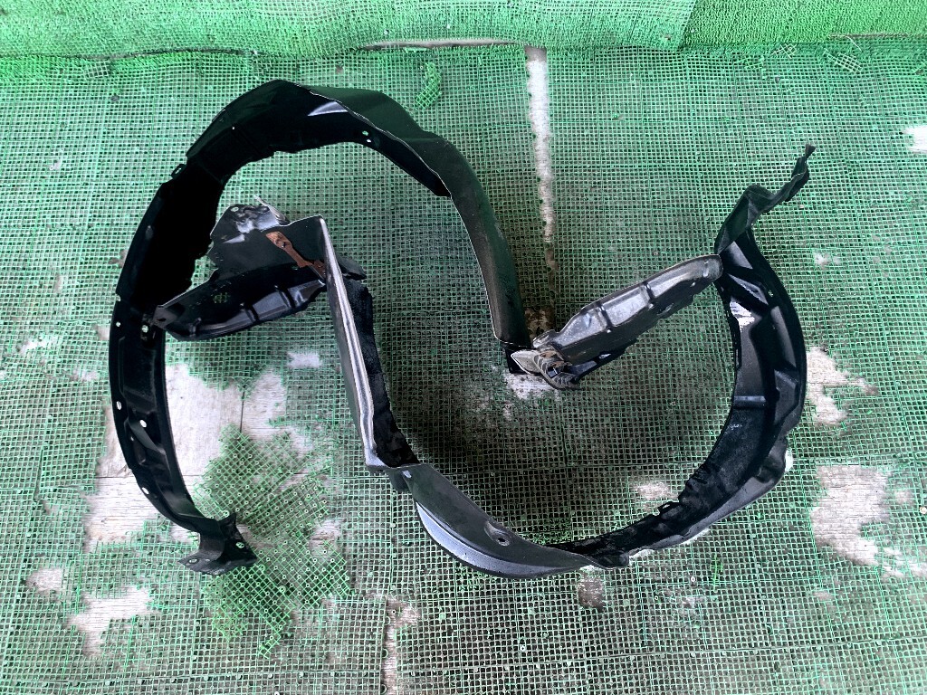 ●即決値段●Z4-3トヨタ プリウス ZVW30 純正 助手席側 インナーライナー フェンダーライナー左右 運転席 泥よけ どろよけ カバー拍卖