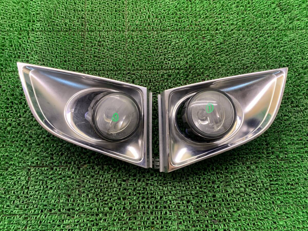 ●即決値段●Z2-2 日産 エルグランド ハイウェイスター TE52 TNE52 PE52 PNE52 E52 純正 フォグランプ 左右 フォグライト メッキカバー 付拍卖