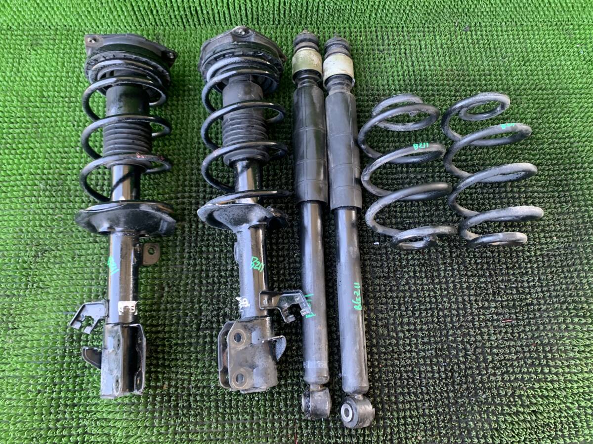 ●即決値段●漏れなし●Z2-2日産 キューブ BZ11 BGZ11 マーチ 純正 サスペンション ストラット リアショックアブソーバー バネ 右 左 1台分拍卖