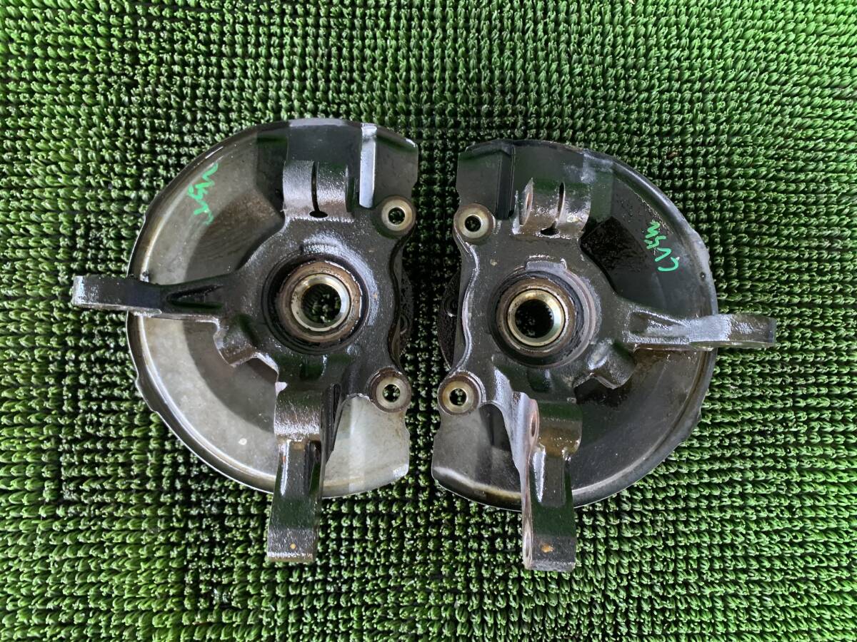 ●即決値段●ガタなし● Z8-2 三菱 デリカ D5 CV5W CV2W フロント ハブナックル 左右 セット 左 右拍卖