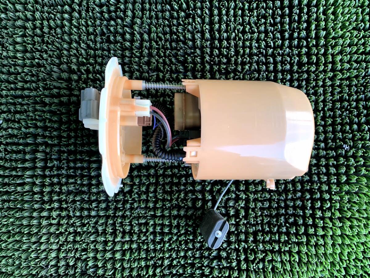 ●即決値段●動作OK● Z4-2日産 セレナ FC26 FNC26 C26 フューエルポンプ 燃料ポンプ ガソリンポンプ拍卖