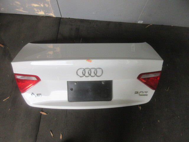 ★①R7A8649 アウディA5 純正トランク 8TCDNF 修理やストック等に拍卖