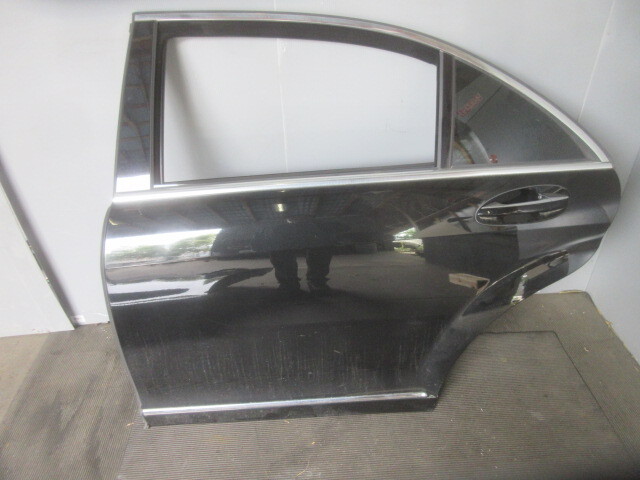 ★②R7G9632 ベンツS400 純正左リアドア DAA-221195 修理やストック等に拍卖