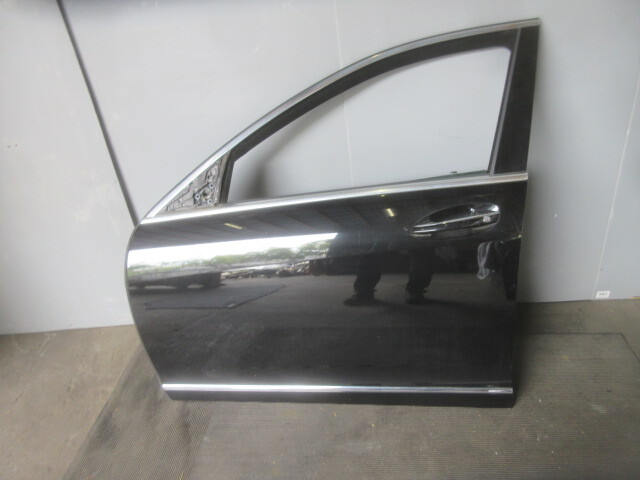 ★①R7G9634 ベンツS400 純正左フロントドア DAA-221195 左ハンドル車 修理やストック等に拍卖