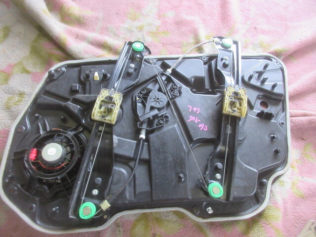 ★①R7G9649 ボルボS60 純正左フロントドアレギュレーター CBA-FB6304T 修理やストック等に拍卖