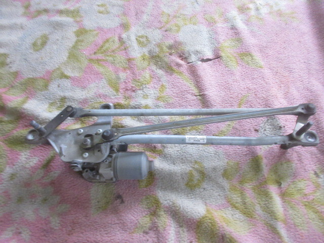 ★①R7G9653 ボルボS60 純正フロントワイパーモーター CBA-FB6304T 修理やストック等に拍卖