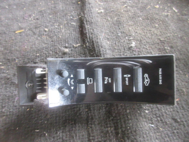 ★R7G9705 ベンツS400 色々なスイッチ DAA-221195 左ハンドル 修理やストック等に拍卖