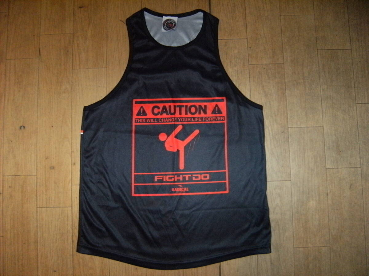 アルゼンチン製品★FIGHTDO ファイドウ RADICAL FITNESS ラディカルフィットネス タンクトップ ユニフォーム.★格闘技 ムエタイ ボクシング拍卖