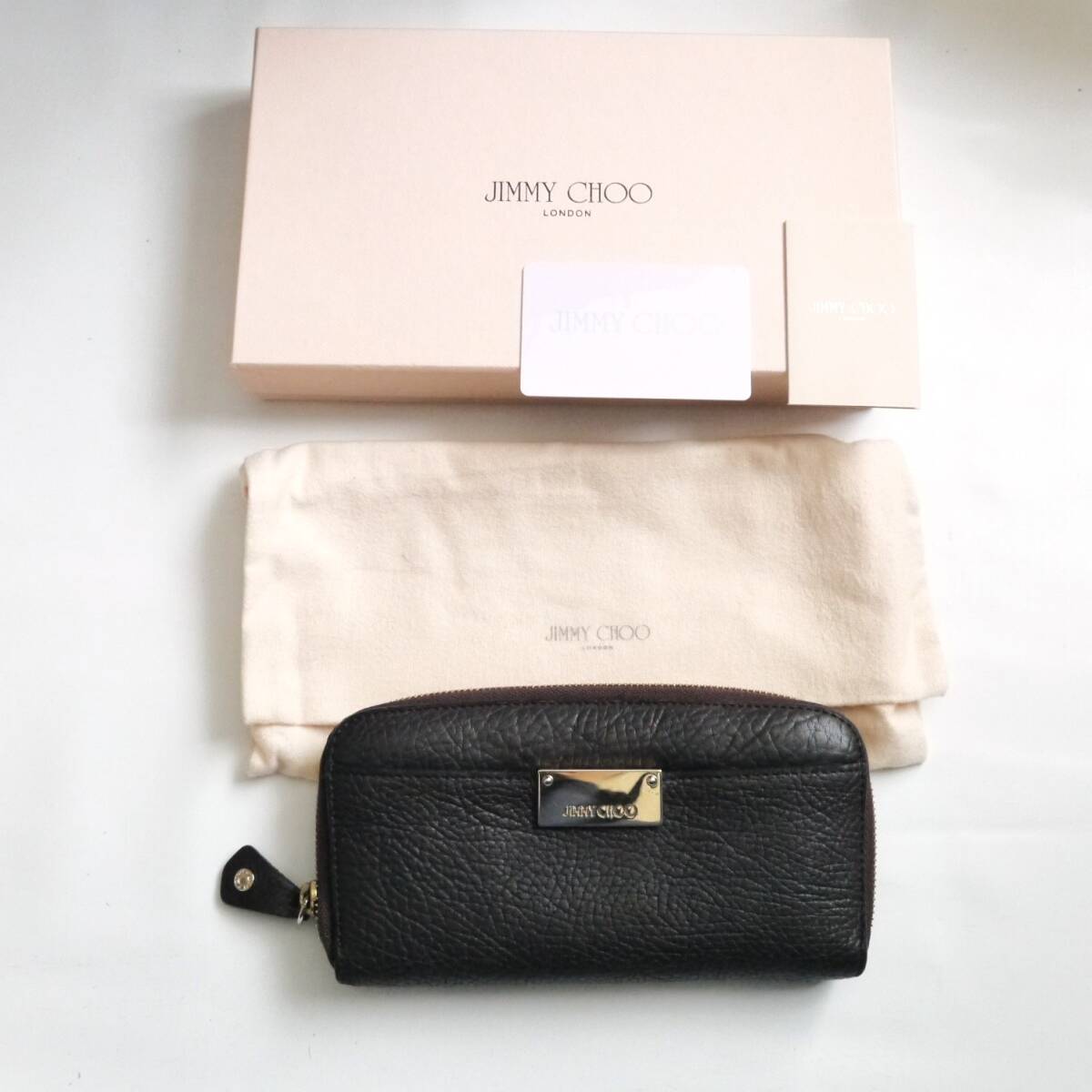 $ 美品 $ 希少♪◆ JIMMY CHOO◆ ジミーチュウ ◆ ロゴプレート付き 本革 レザー製◆ ラウンドファスナー 長財布◆ チョコレート色◆箱付き拍卖