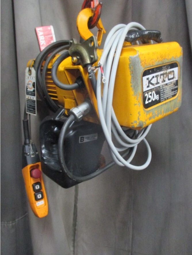 n810☆キトー電動チェーンブロック250kg 200V揚程 4m拍卖