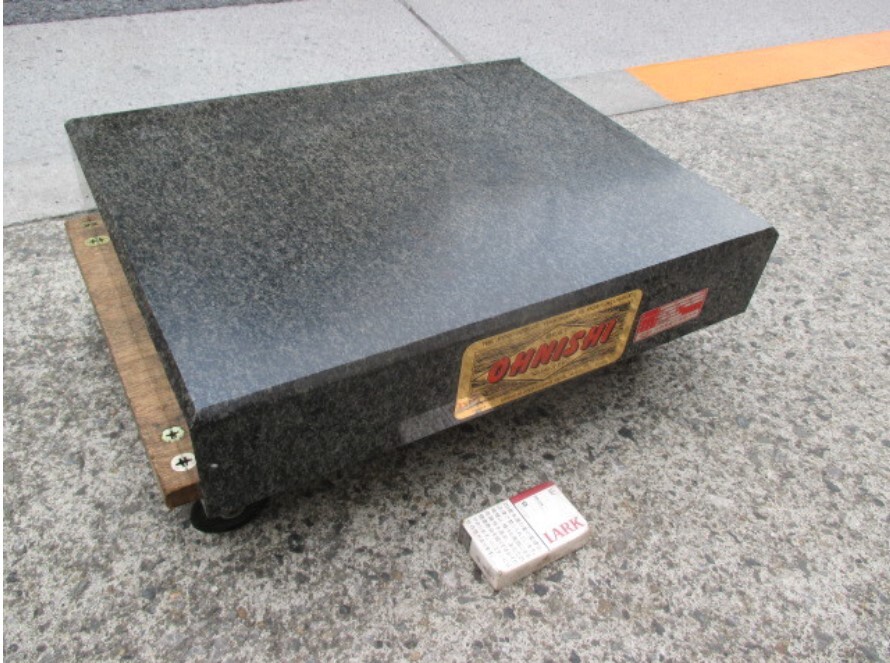 q14☆大西測定工具製作所 石定盤 400×500×高さ100mm JIS 1級拍卖