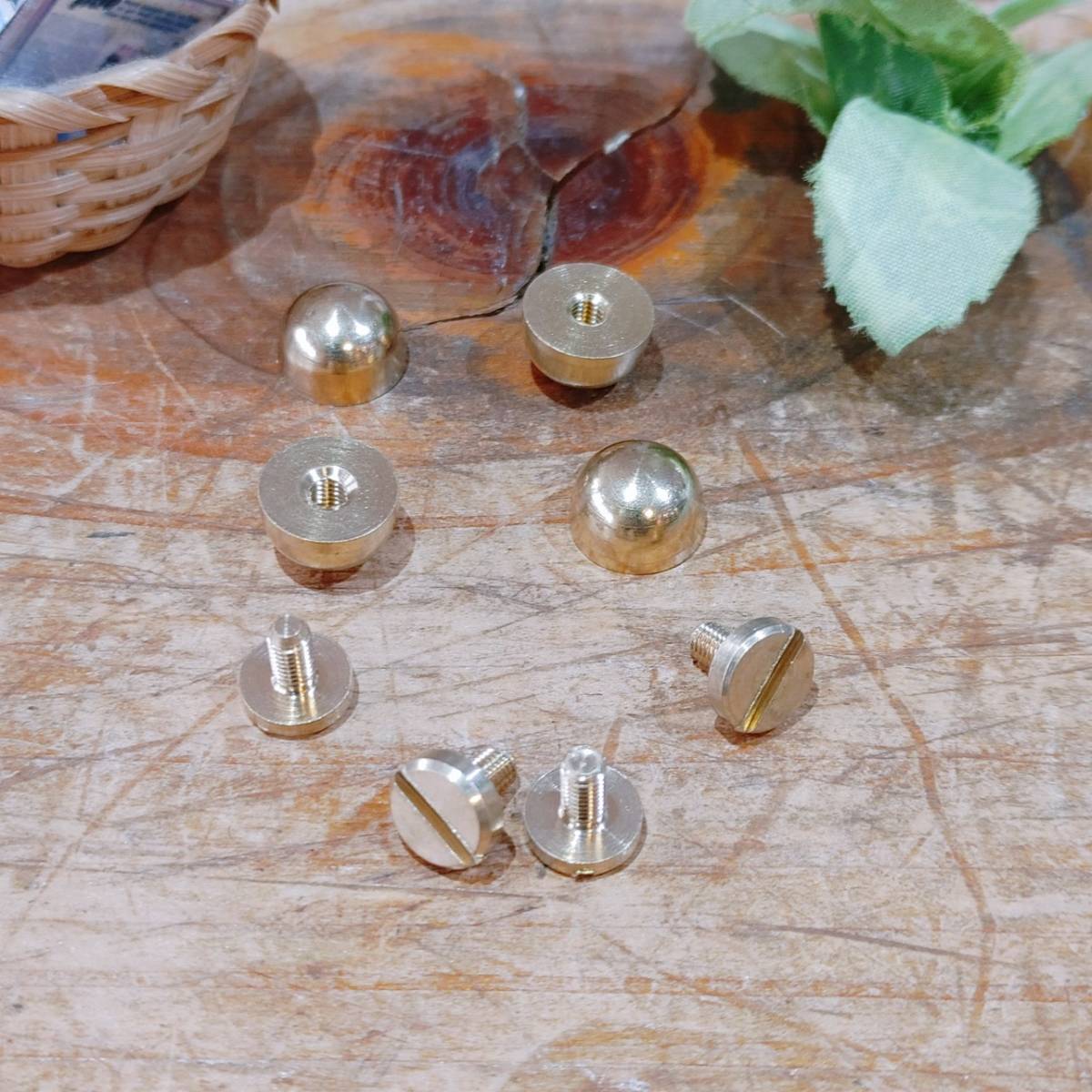 レザークラフト 真鍮 Brass ネジ式 底鋲 4個入りセット タイプA 小拍卖