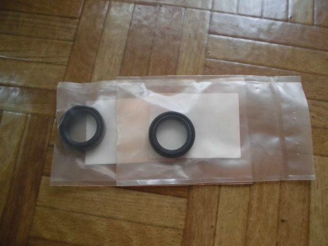 ホンダ純正 SS50 フロントフォークオイルシール拍卖