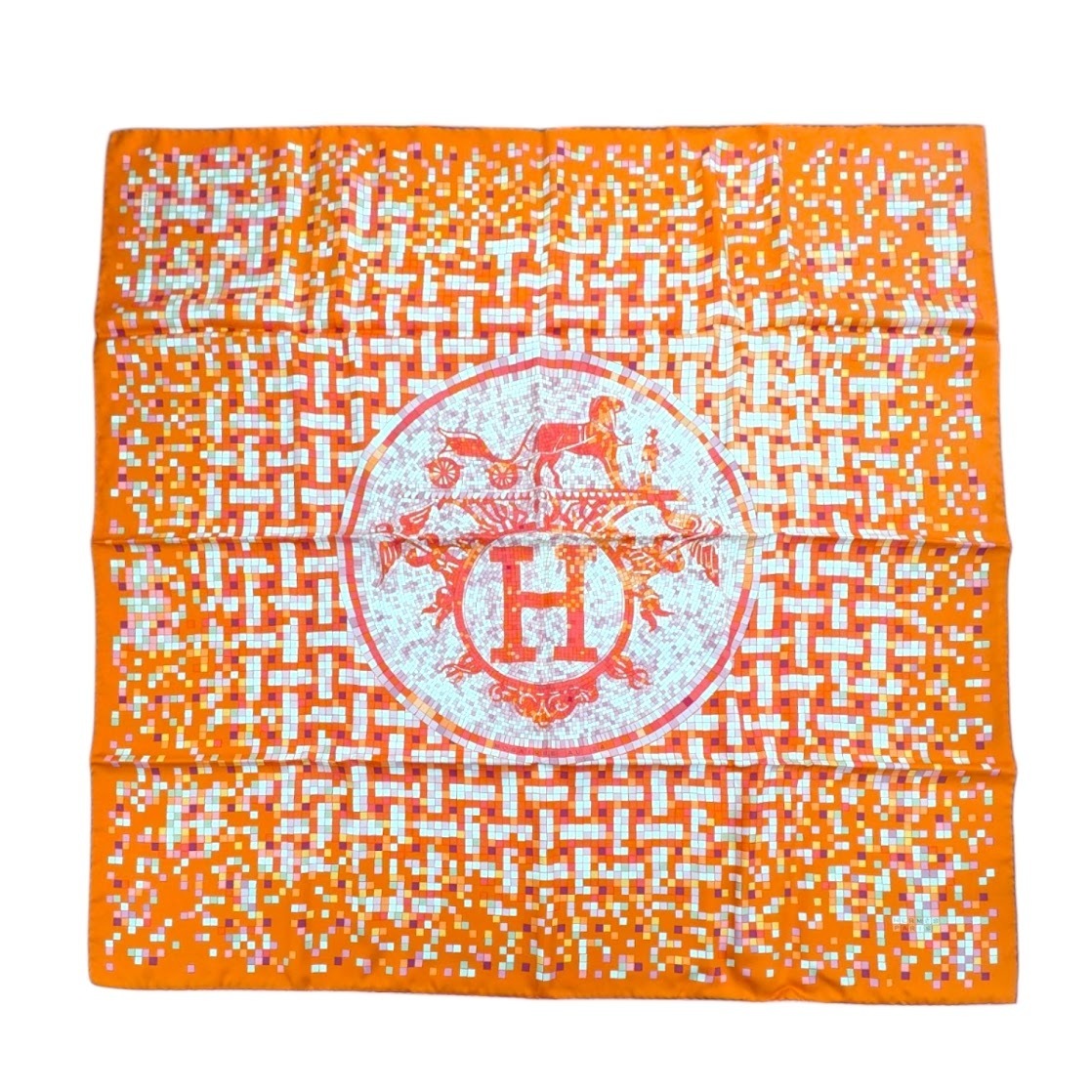極美品 HERMES エルメス スカーフ カレ90 MOSAIQUE Au モザイク24 シルク オレンジ 箱付き拍卖