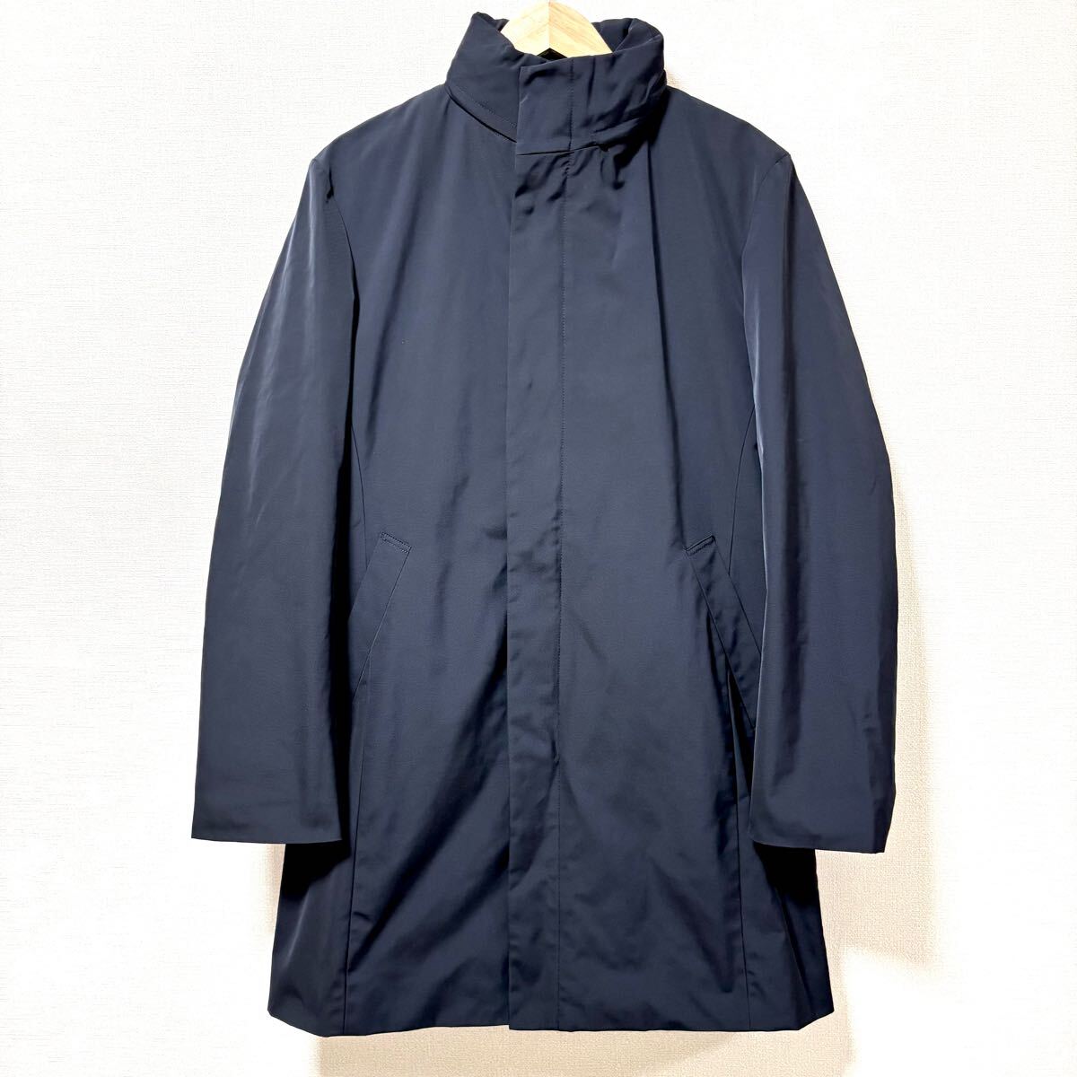 状態良好◎中綿ライナー付◎【MAJI】マジ ハーフ コート 紺 ネイビー 通勤 ビジネス スーツ 就活 フォーマル メンズ サイズM/Y31897SS拍卖