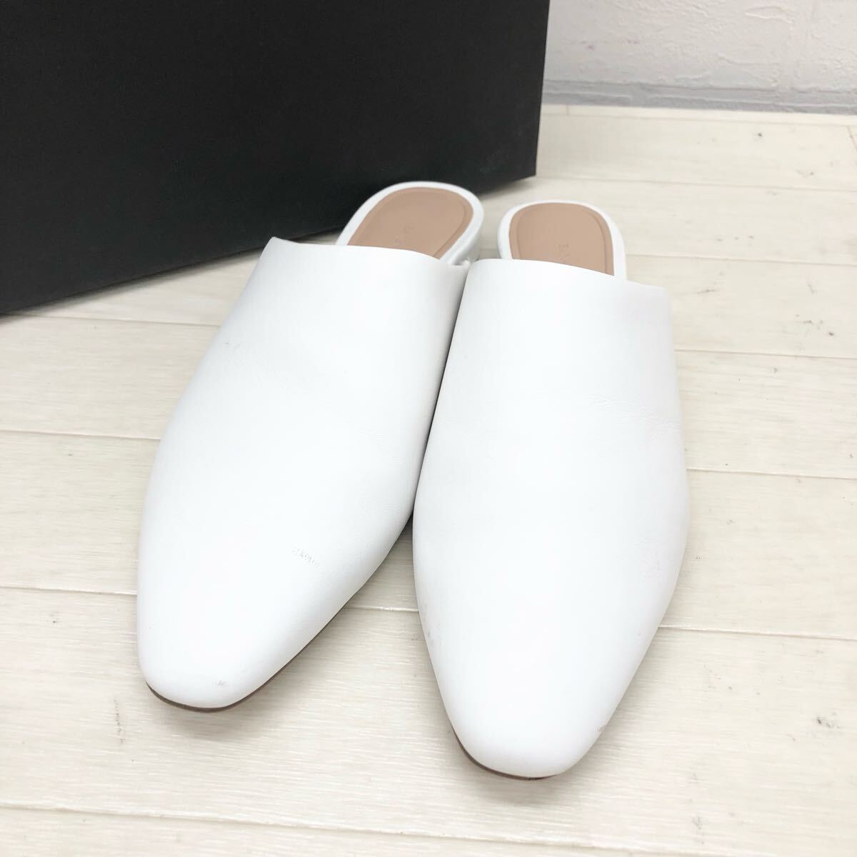 1769〓 BANANA REPUBLIC バナナリパブリック フラットミュール サイズ6.5 ホワイト 靴 シューズ カジュアルシューズ拍卖