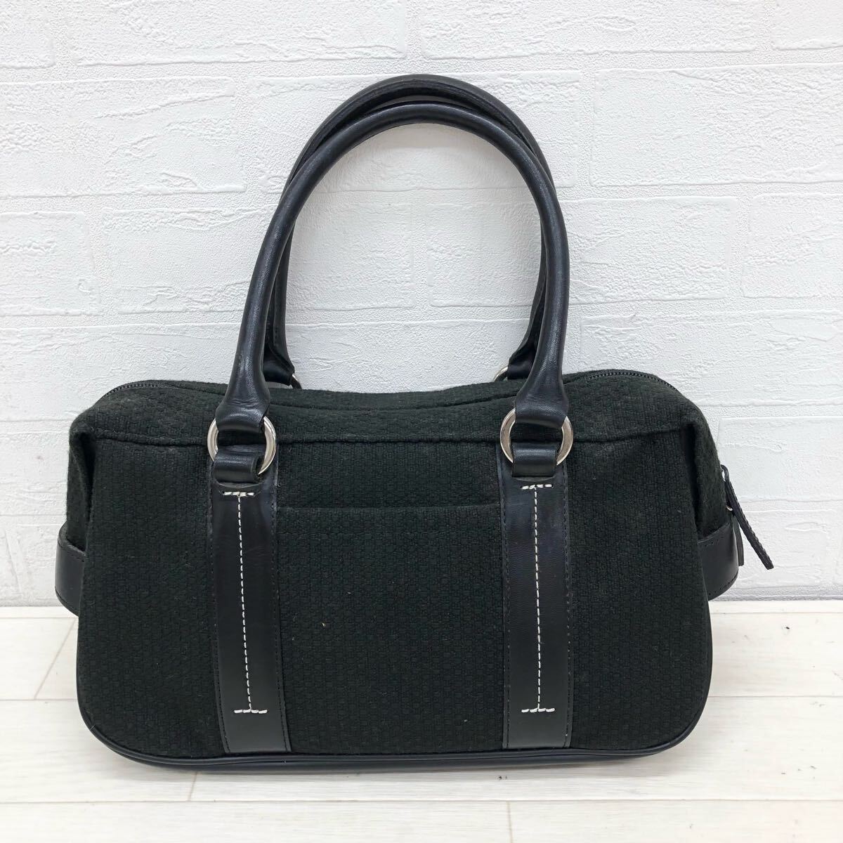 1778〓 agnes b. VOYAGE アニエスベーボヤージュ ハンドバッグ レディース ブラック 鞄 手提げ鞄 カジュアル拍卖