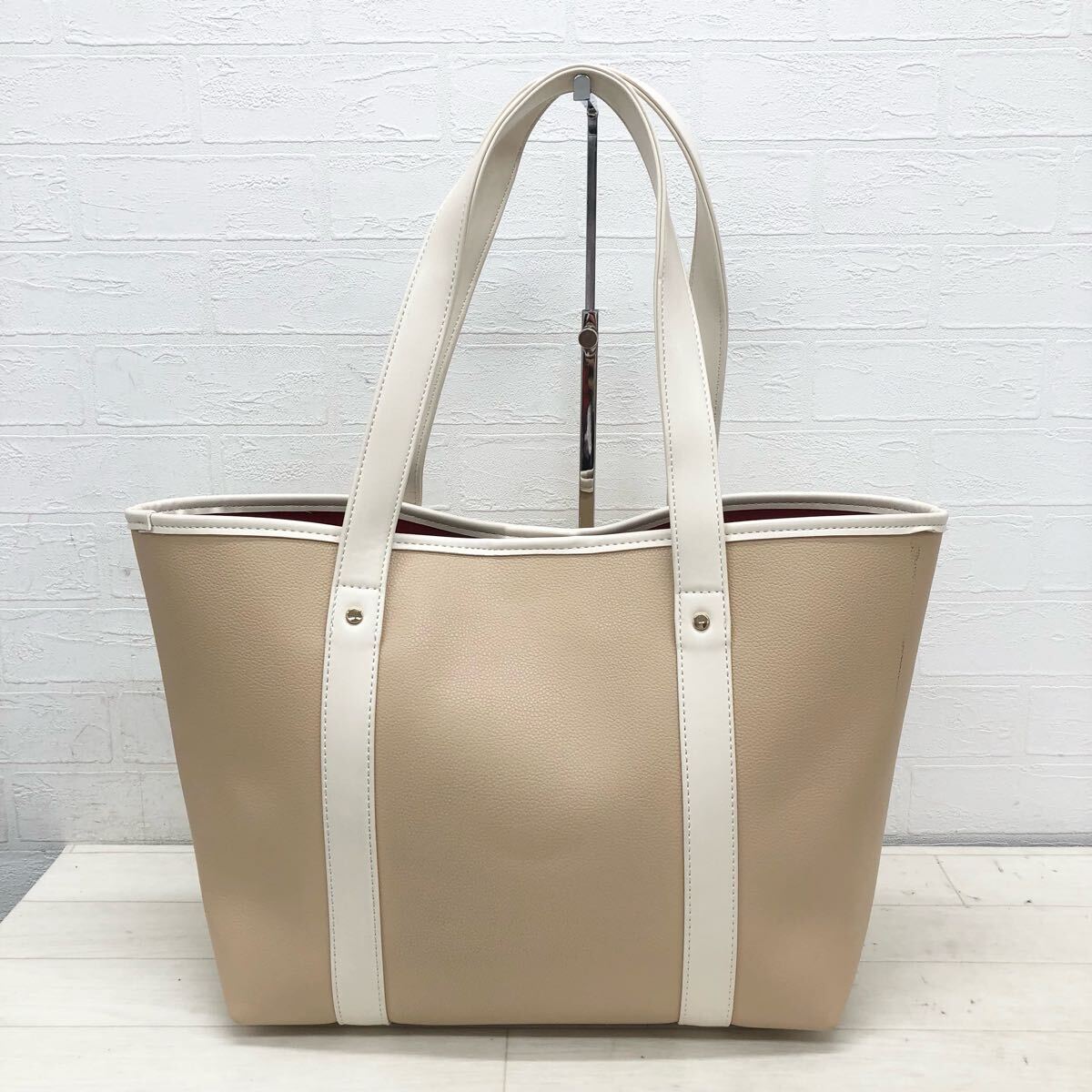 1778〓 RAY CASSIN レイカズン トートバッグ レディース ベージュ オフホワイト 鞄 手提げ鞄 肩掛け鞄 ワンショルダー カジュアル拍卖