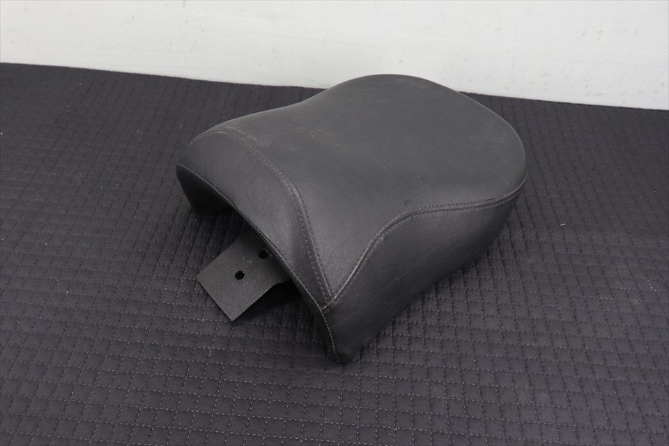 328778 ハーレー ダイナ 06~08年 純正 ピリオンシート タンデムシート パッセンジャー 純正ソロシート用 51535-06拍卖