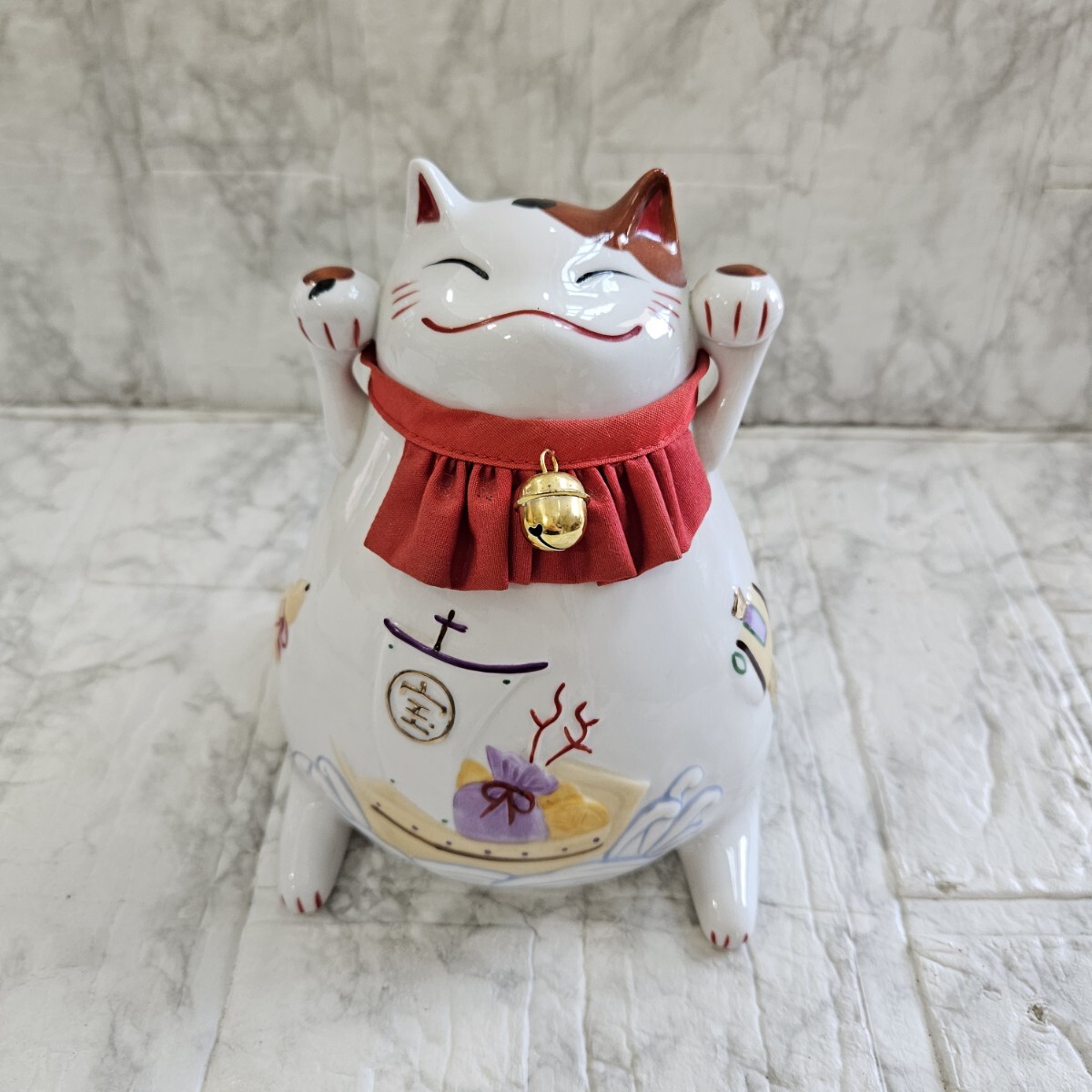 【美品】招き猫 貯金箱 縁起物 商売繁盛 陶器 置物 開運 コレクション インテリア拍卖