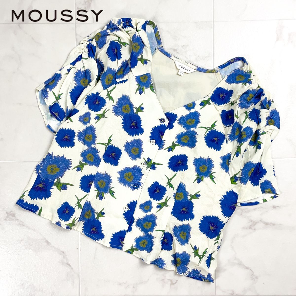 美品 MOUSSY マウジー CLAVEL PATTERN ブラウス 半袖ボリュームスリーブ半袖ブラウス 花柄 シャツ レディース 青 ブルー サイズ1*CD356拍卖