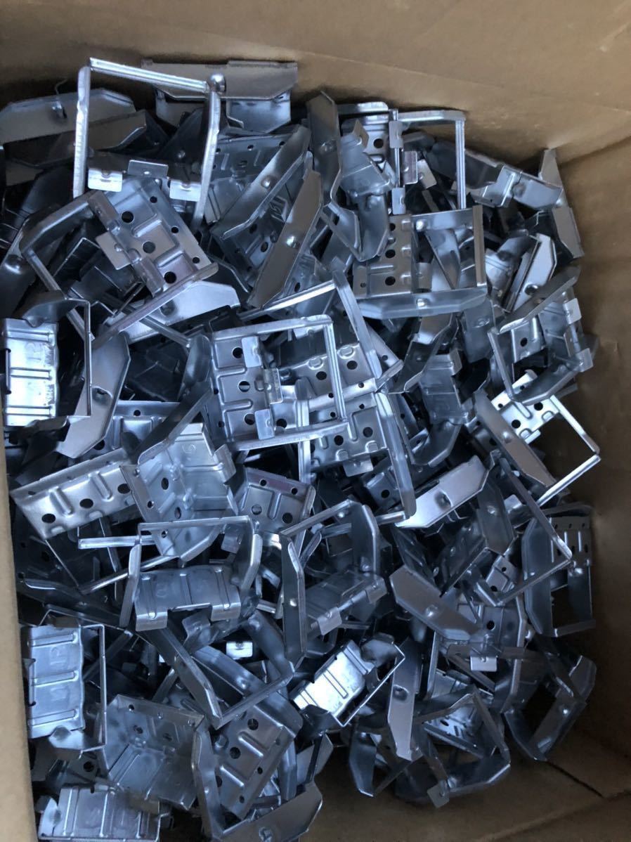 ニチハサイディング用通気金具 社外品15mm 300個×2箱 計600個拍卖