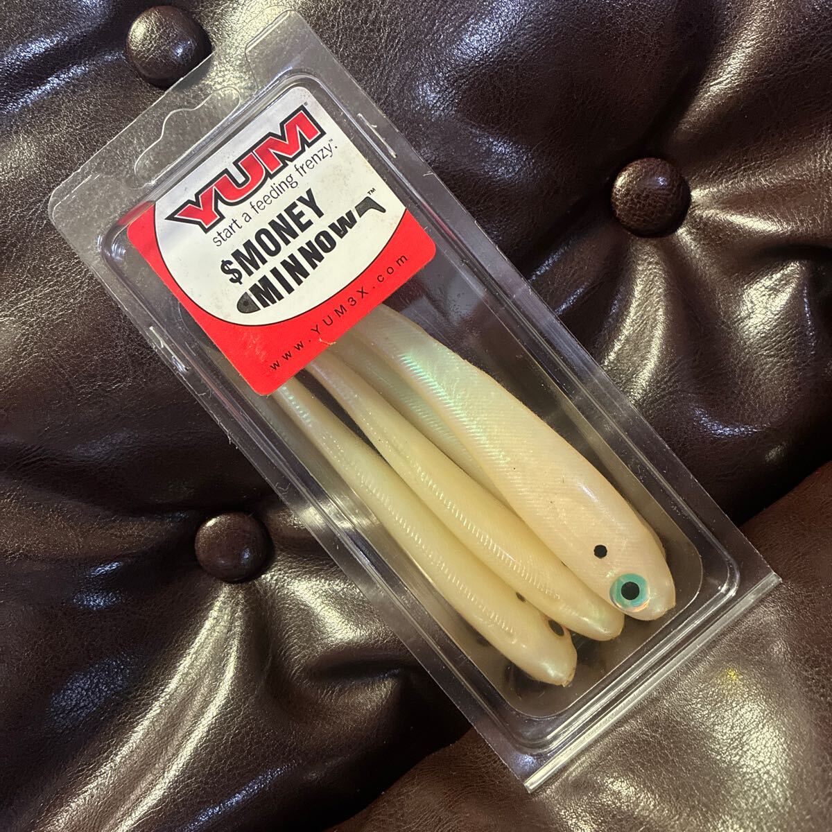 レア 入手困難 箱凹みあり 5インチ ヤム デッドストック マネーミノー リバーシャッド YUM money minnow アメリカ スイムベイト バス拍卖