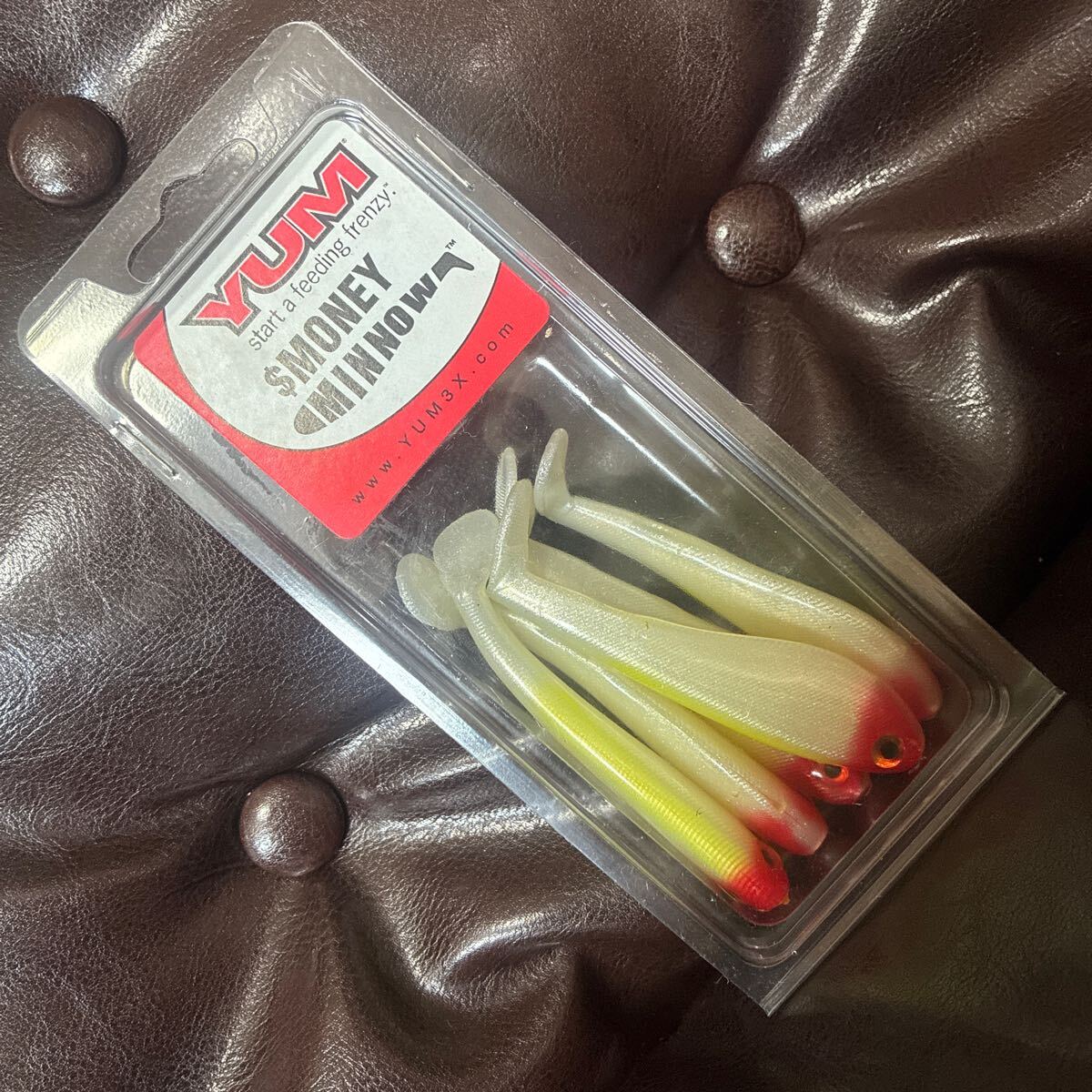 レア 入手困難 箱変形あり 3.5インチ ヤム デッドストック マネーミノー クラウン YUM money minnow アメリカ スイムベイト バス拍卖