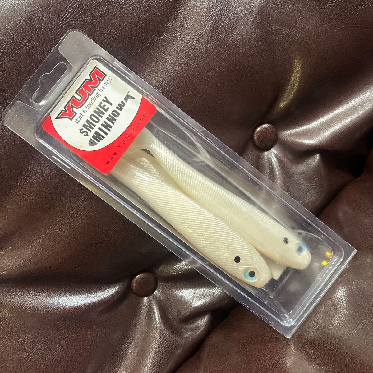 レア 入手困難 箱変形あり 6.5インチ ヤム デッドストック マネーミノー パール YUM money minnow アメリカ スイムベイト バス拍卖