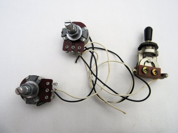 Charvel シャーベル トグルスイッチ&電装パーツ 1V1T 程度良し 90年製Charvel DKB-075拍卖