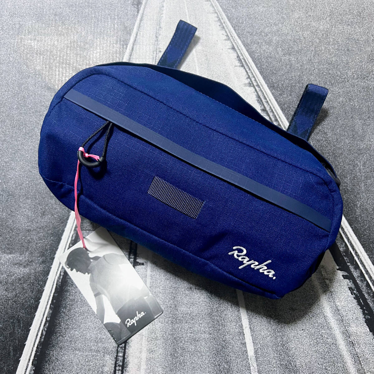 新品 Rapha Explore Bar Bag 2.4リットル ネイビー ラファ エクスプロア バーバッグ ショルダーバッグ拍卖