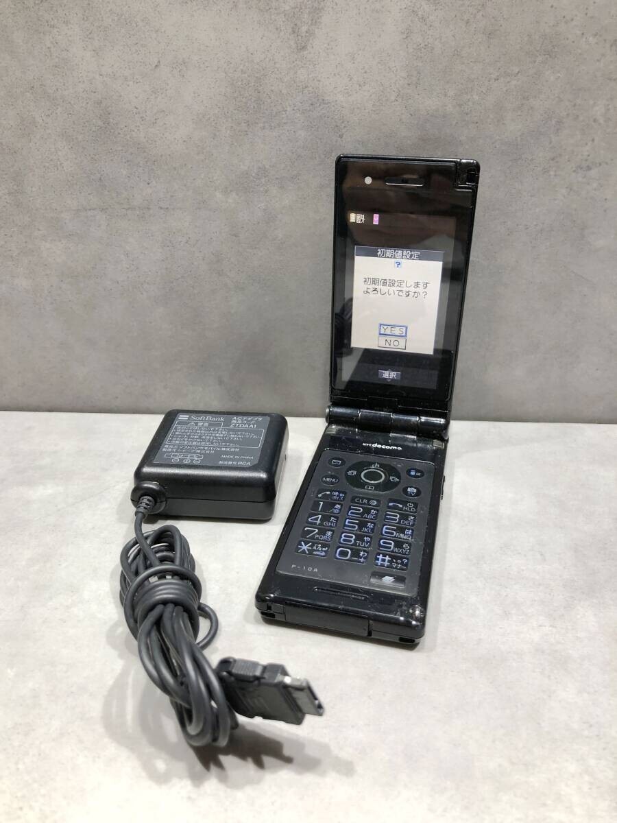 OK10294◎NTTdocomo ドコモ FOMA 携帯電話 ガラケー P-10A ブラック 判定○ アダプタ ZTDAA1 付属 初期化済 250314拍卖