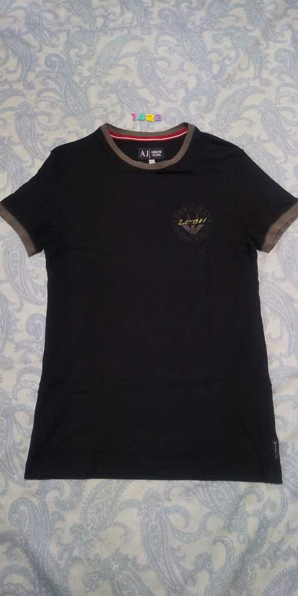 1423アルマーニジーンズ左胸ロゴプリント付きクルーネック黒色 半袖 Tシャツ イタリアミラノジャパン AJGAEAAX 拍卖