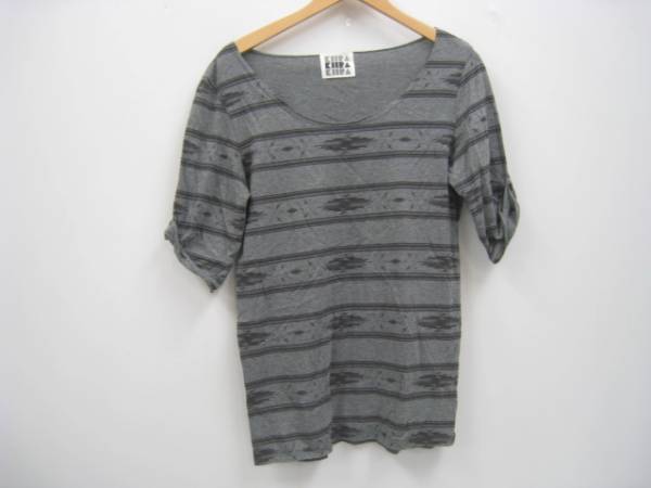 KIIRA キーラ 五分袖 カットソー Tシャツ グレー拍卖