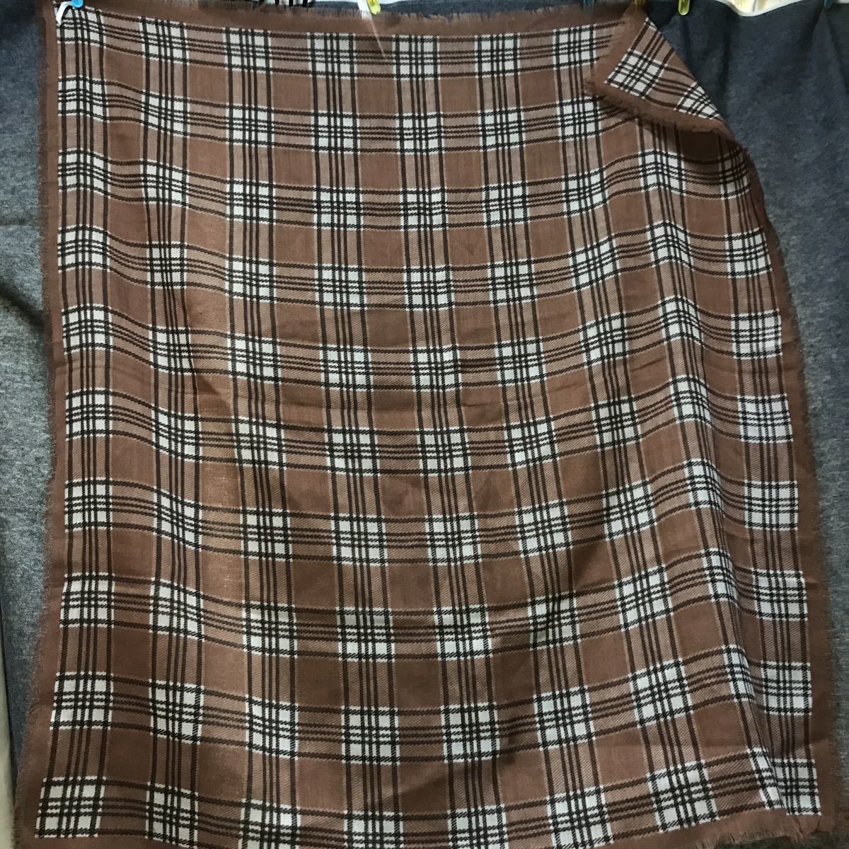 美品レア 4℃ チェックストール ブラウン系 こ拍卖