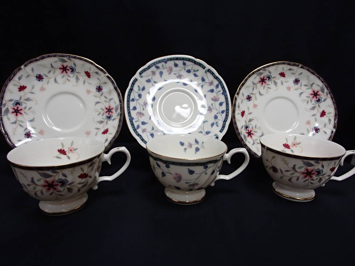 【Yamaka】【コーヒーC&S】(3客)【花散らし】未使用・箱なし・美品 【ヤマカ】拍卖