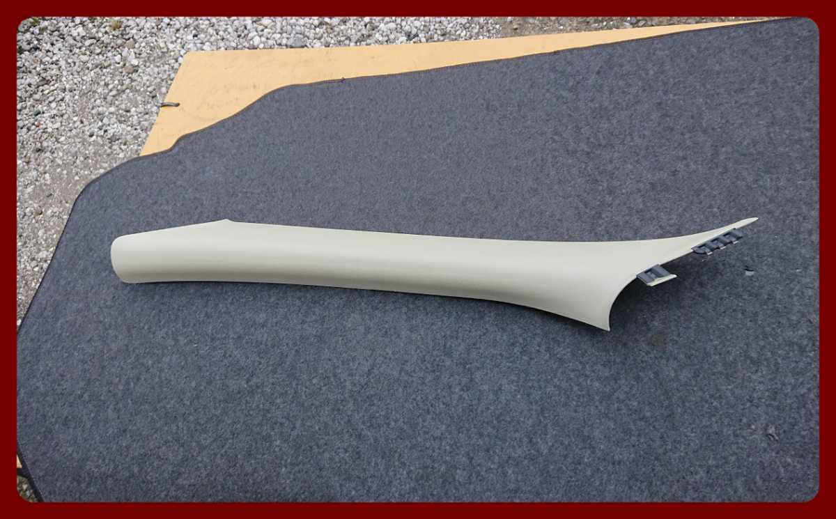 ボルボ V70 XC クロスカントリー SB5244 AWL 2001年 Aピラー トリム パネル カバー 左 1882 A-1741拍卖